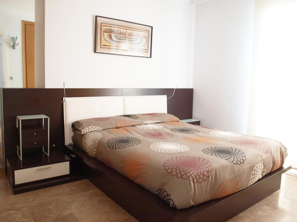 Apartup Opera Tower View Apartment Valencia Phòng bức ảnh